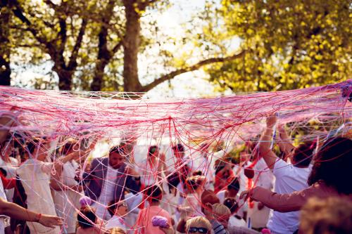 fete-mariage-serpentins